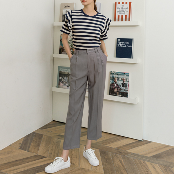 (PT-3875)Pin-Tuck Wide Silhouette Pants