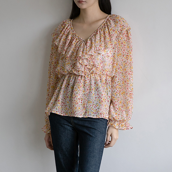 (BL-3676)Big Ruffled Silhouette Blouse