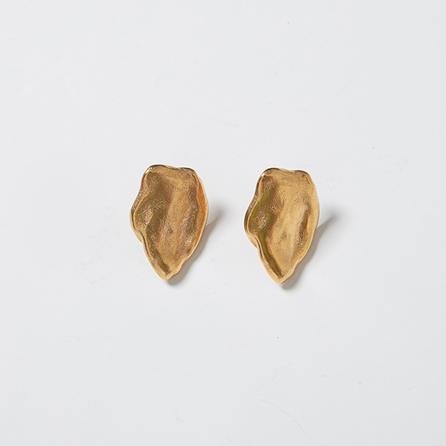 (ZE-1549)Wrinkle plate earrings