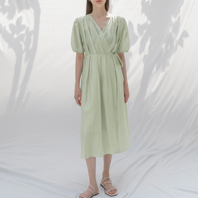 (OP-5977) Feminine Pleated Dress