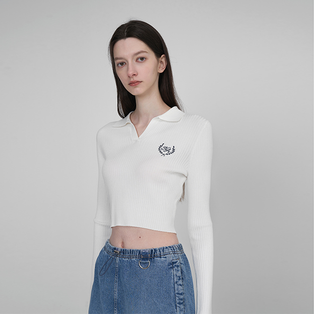 (T-6605) Classic Sporty Open Collar Crop Knit Top
