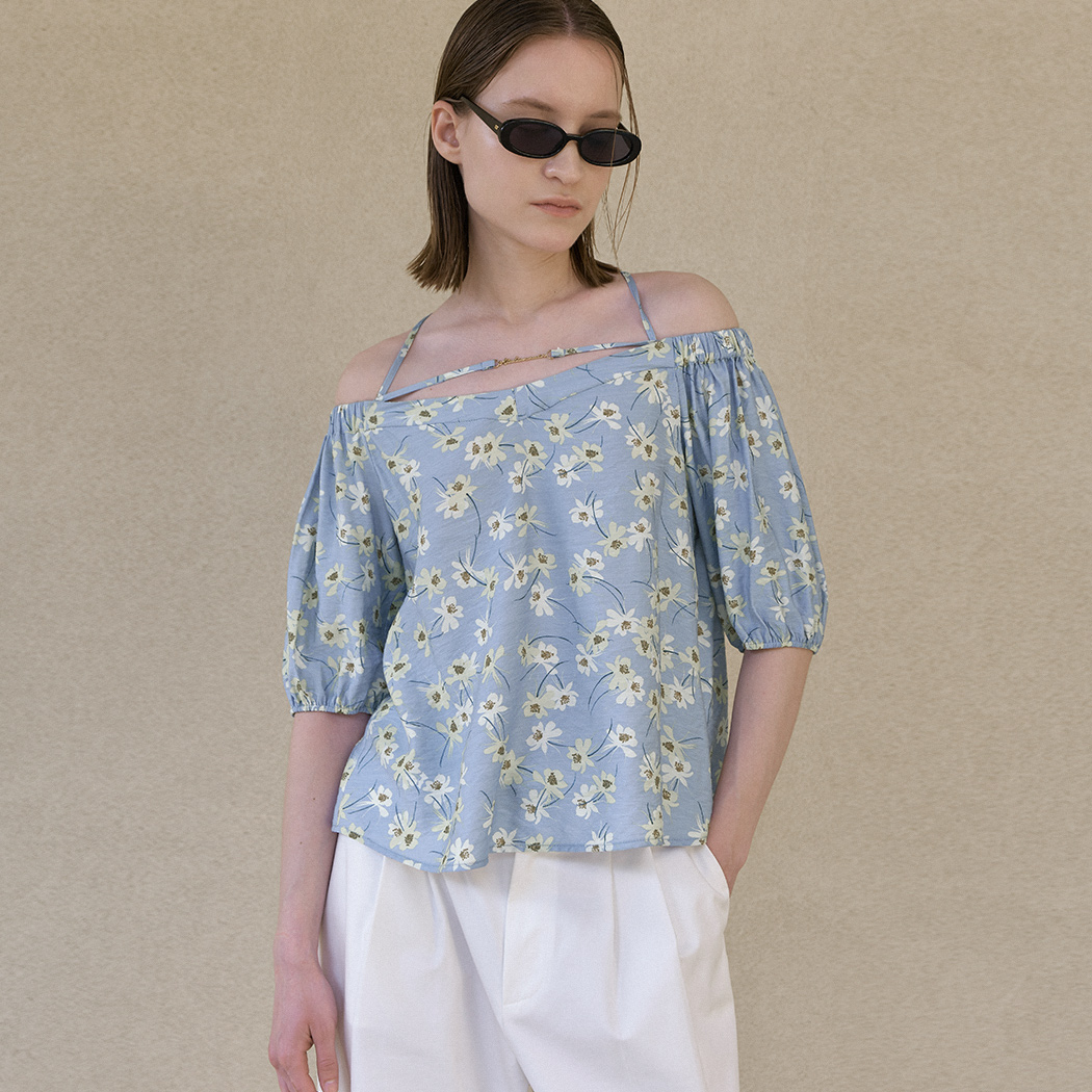 (BL-4252)OFF-SHOULDER FLOWER BLOUSE