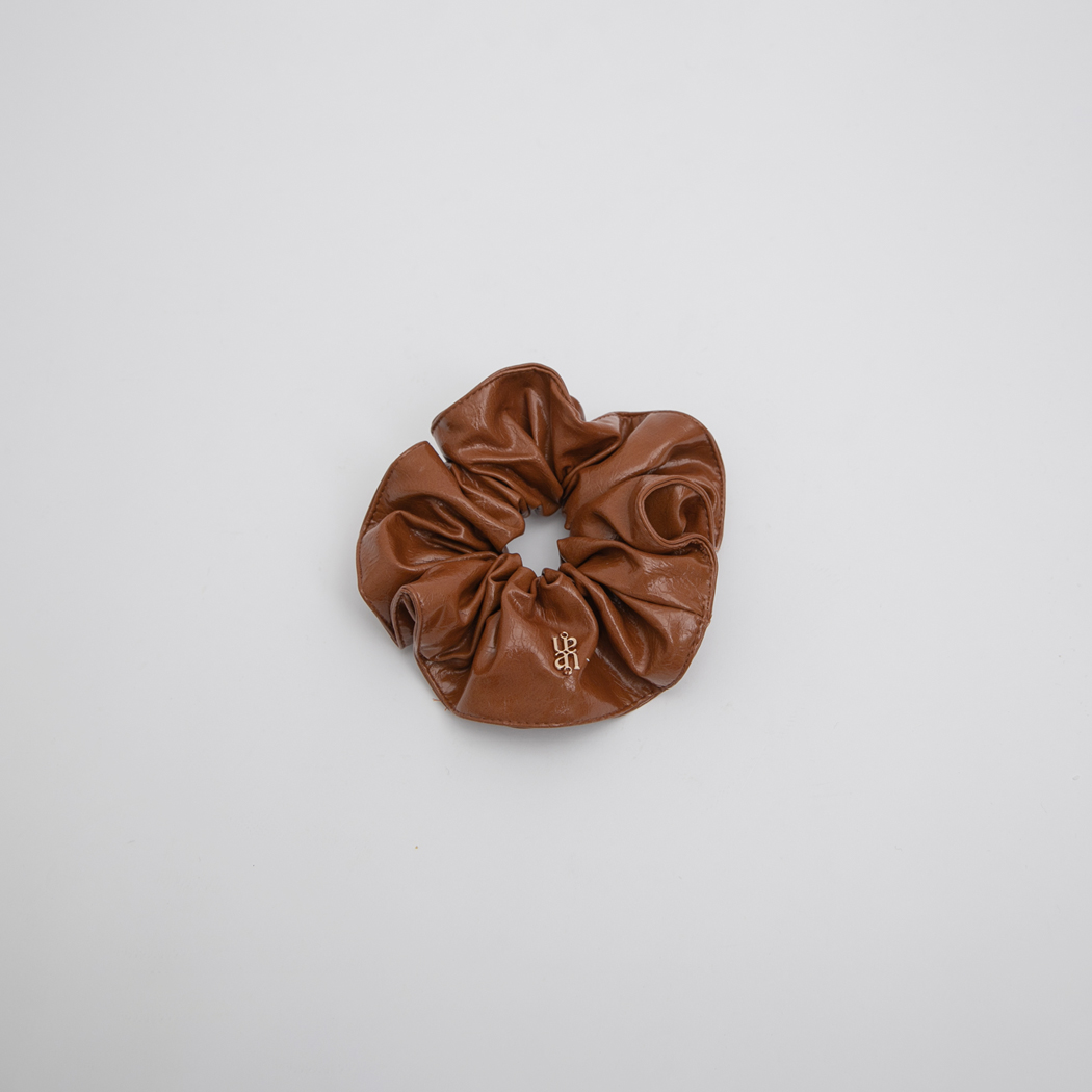 (HC-0043)LEATHER SCRUNCHIE