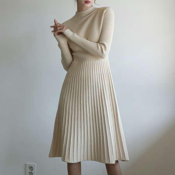 (OP-4147) Half-neck feminine flare knit one-piece