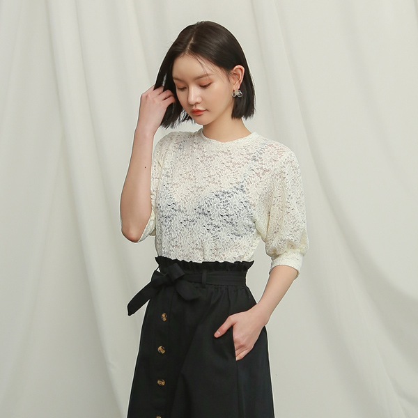 (T-4636) Puff Sleeve Lace Tee