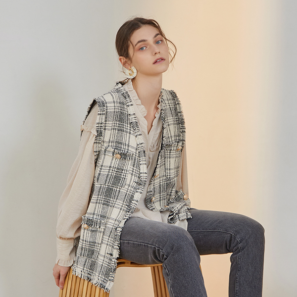 (VT-0098) Check Fringe Button Vest