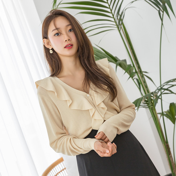 (CD-1374) Big Ruffle Feminine Knit Cardigan