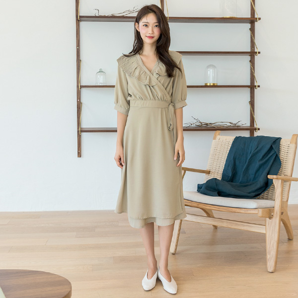 (OP-4733) Pleated collar point one-piece