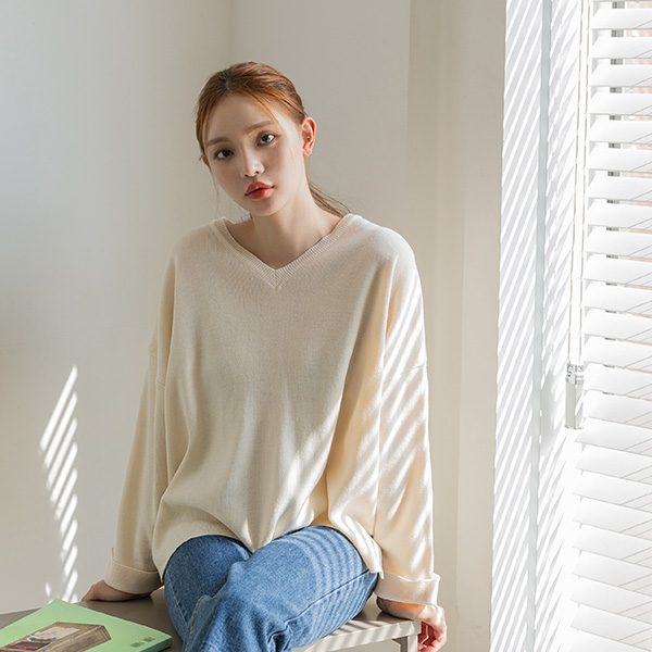 (T-4962) Solid loose V-neck knit