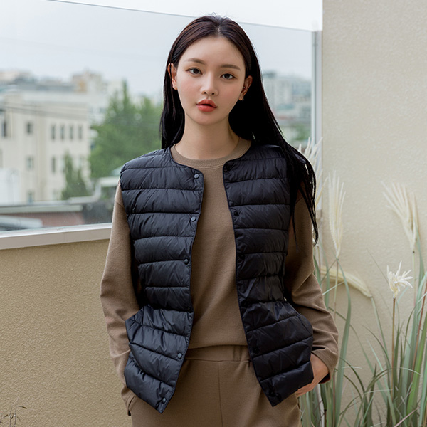 (N-VT-0103) Hug Light Down Vest S