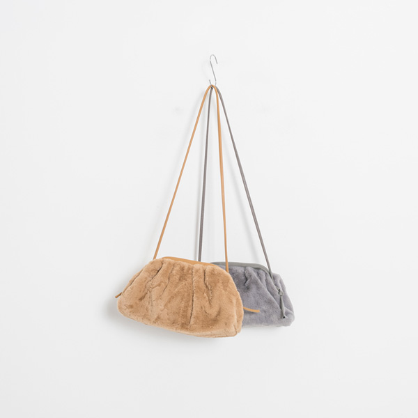 (B-2056)Volume Fur Two Way Bag