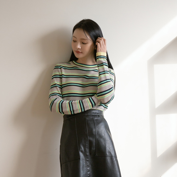 (T-5046)Multi-stripe pullover knit