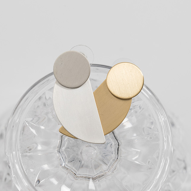 (E-1412) Plate Bold Earrings