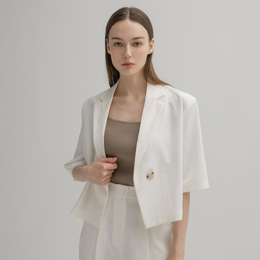 (JK-2136) Unique Crop Set-up Jacket