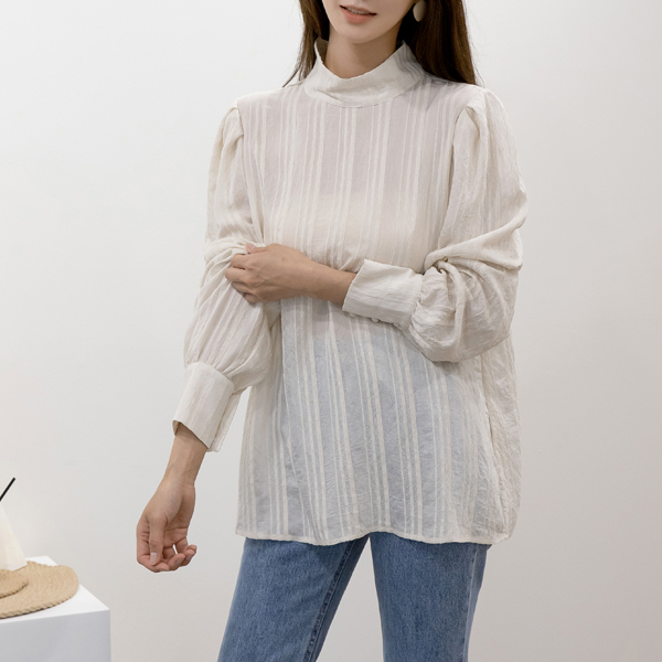 (BL-3576)Volume sleeve high neck blouse