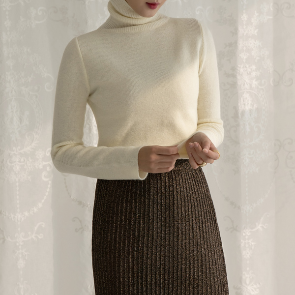 (T-5766) Basic Slim Fit Turtleneck Knit