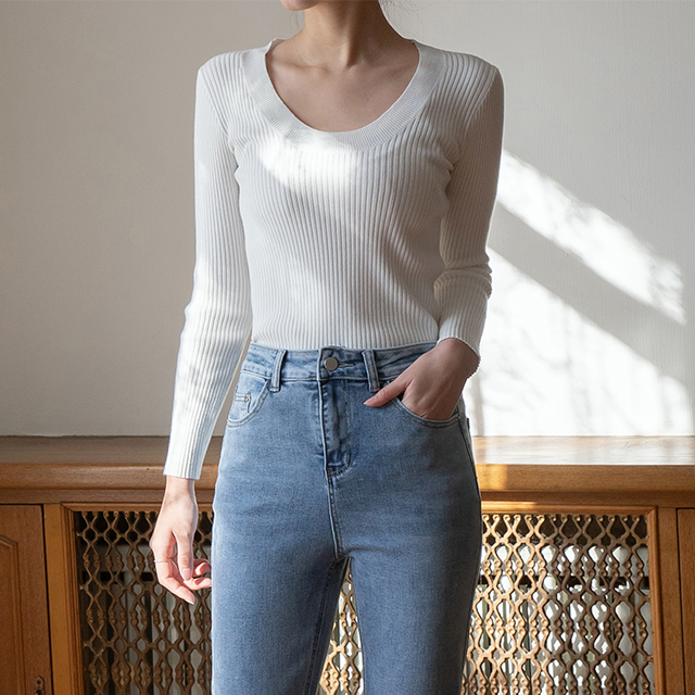 (T-5925) Daily Scoop Neck Slim Knit