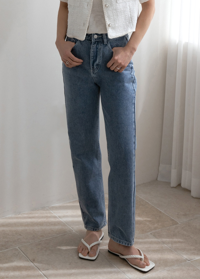 (T-5597) Foaming Lettering Tee Korea