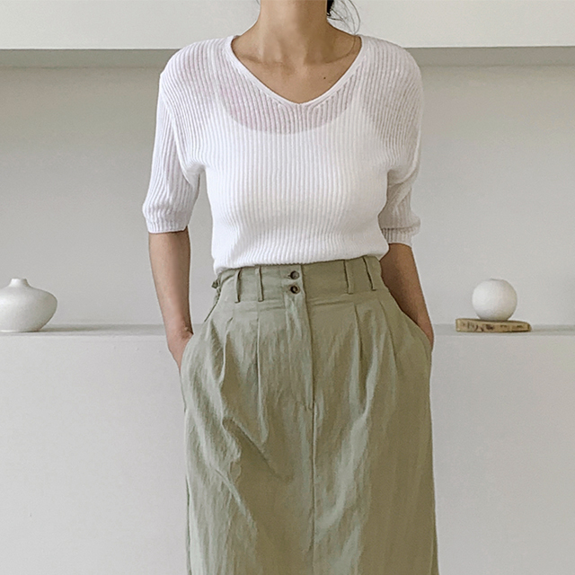 (T-6152) Cool Touch Double V-Neck Knit