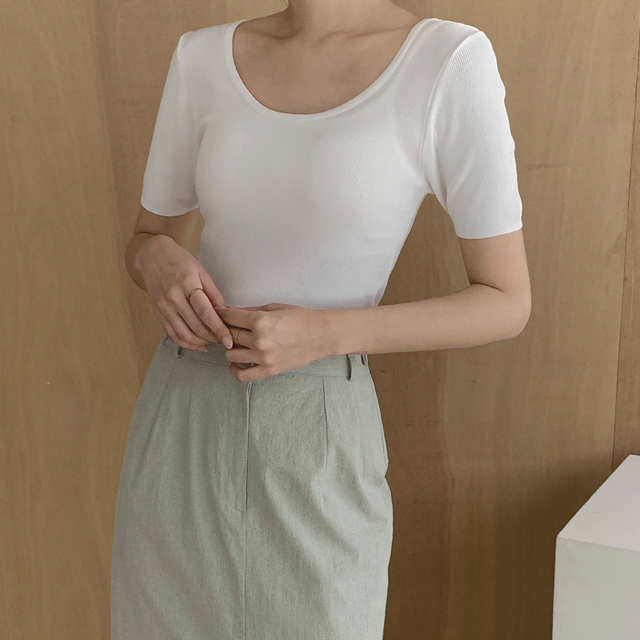 (T-6140) Daily Slim Scoop Neck Knit
