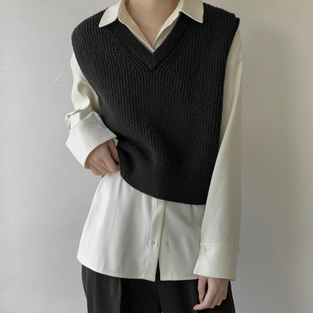 (VT-0163) Crop V-neck Knit Vest