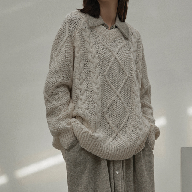 (T-6291) Fisherman Back Button V-Neck Knit