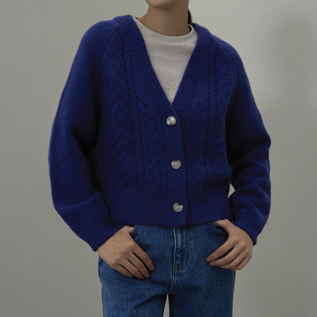 (CD-1899)Loose Cable V-Neck Knit Cardigan