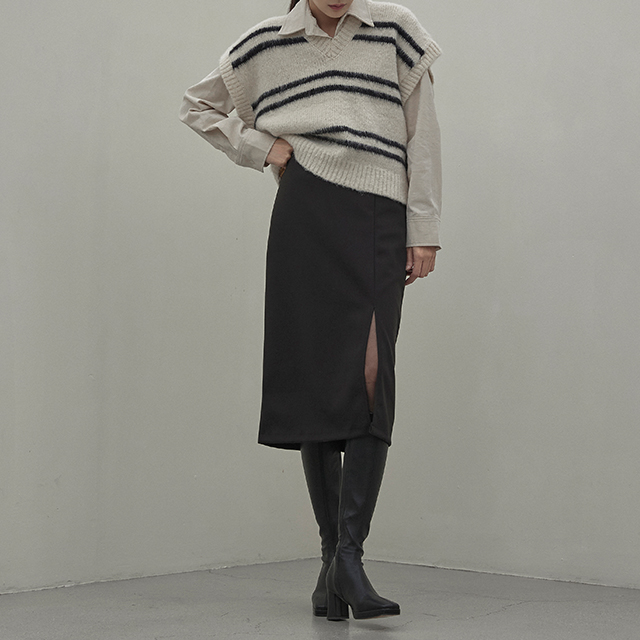 (SK-4561)Warm Touch Side Slit Skirt