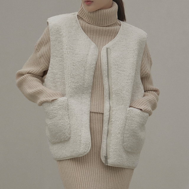 (VT-0202) Buckle Pocket Mustang Vest