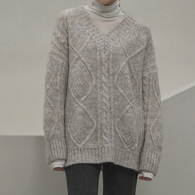 (T-6367) Fisherman Cable V-Neck Knit