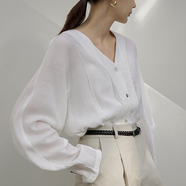 (BL-3979) Allure V-neck Blouse