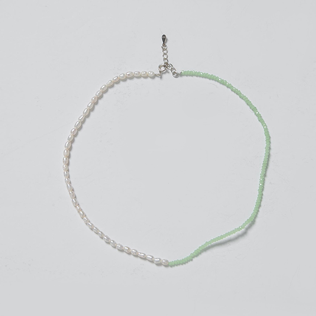 (N-829)Silver Pearl and Bead Necklace