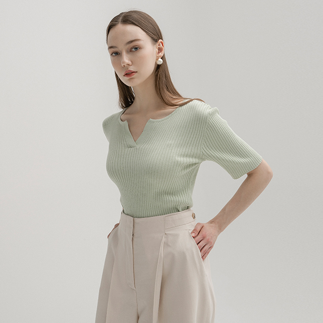 (T-6429) Wine neck slim fit rib knit