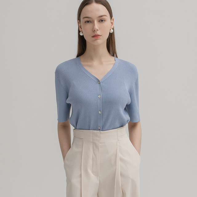 (CD-1937) Crop Golji Box Fit Knit Cardigan