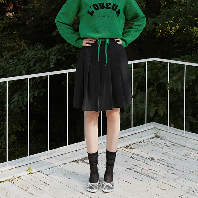 (SK-4743)Unbalanced Pleated Mini Skirt