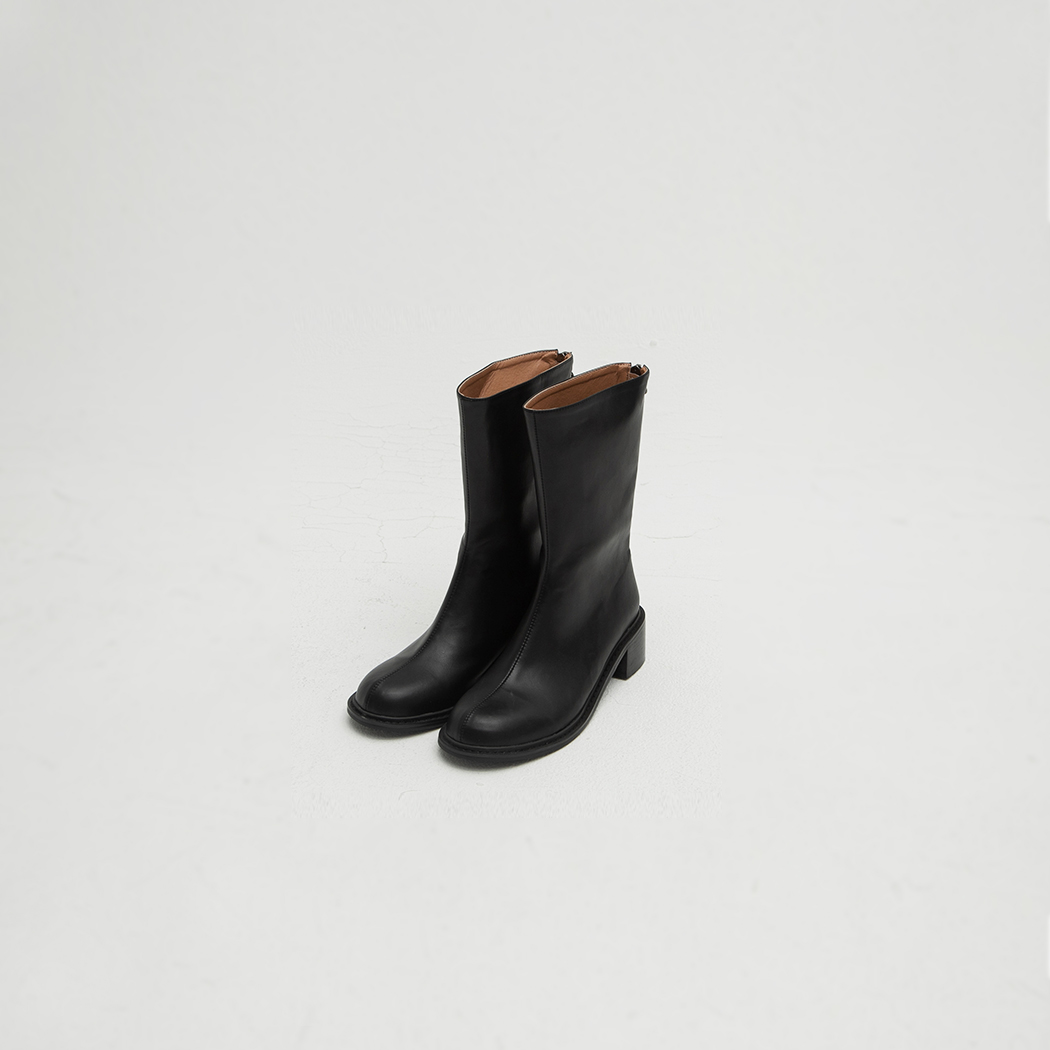 (SH-3363) Daily Round Half Boots