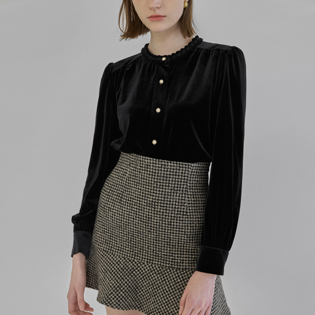 (BL-4097) Blanc lace point velvet blouse