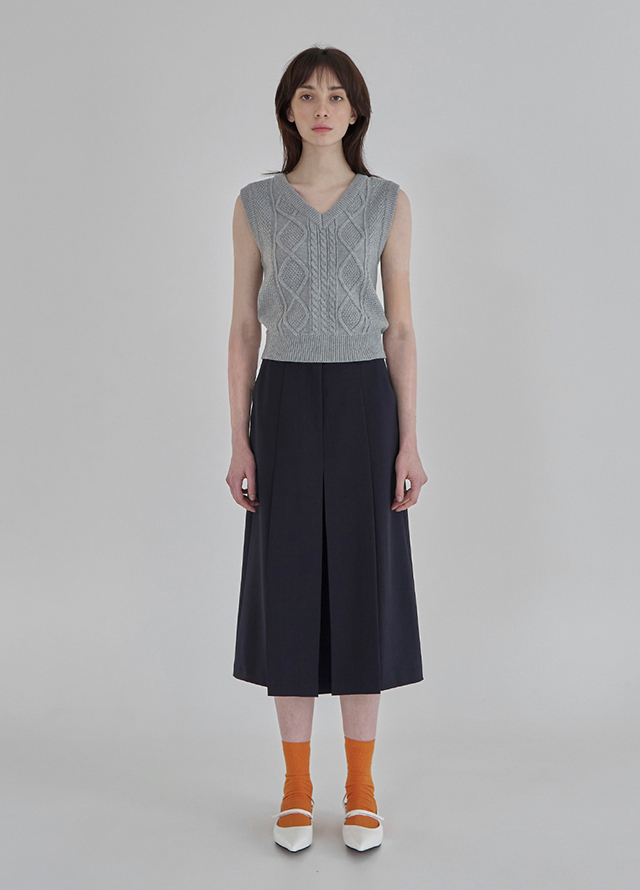 (VT-0237) Hazel Cable V-Neck Vest Korea