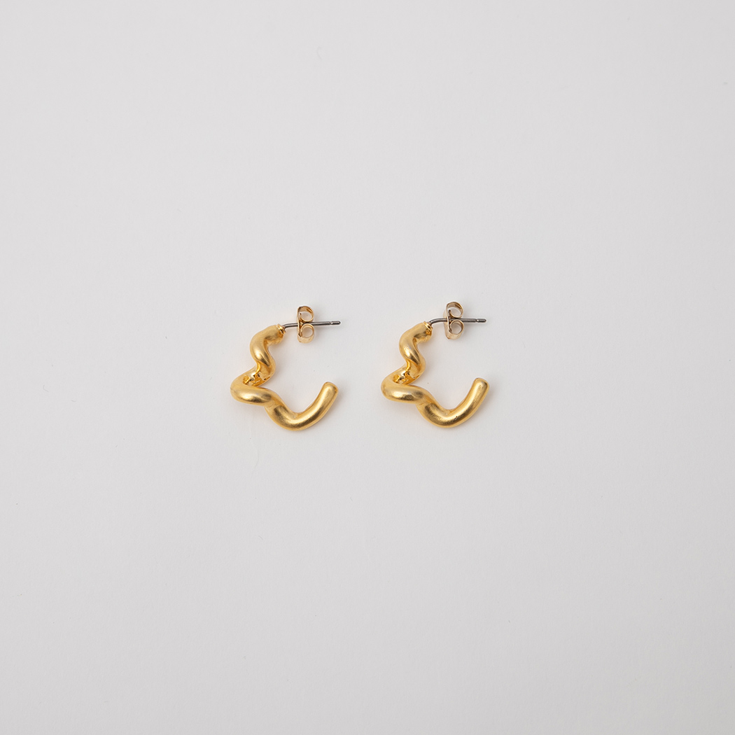 (E-1567) Unique Wave Silver Needle Earrings