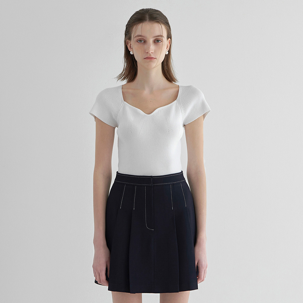 (T-6652) Heart neck ribbed slim fit knit