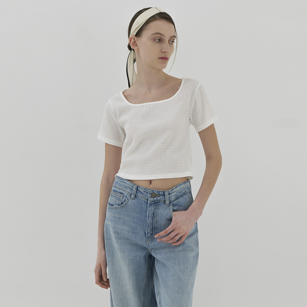 (T-6735) Wrinkle Square Neck Crop Tee