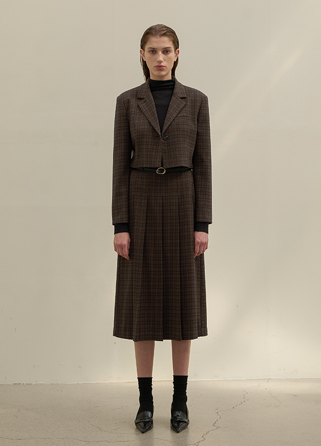 (JK-2873) Roe Check Set-up Crop Tailored Jacket Korea