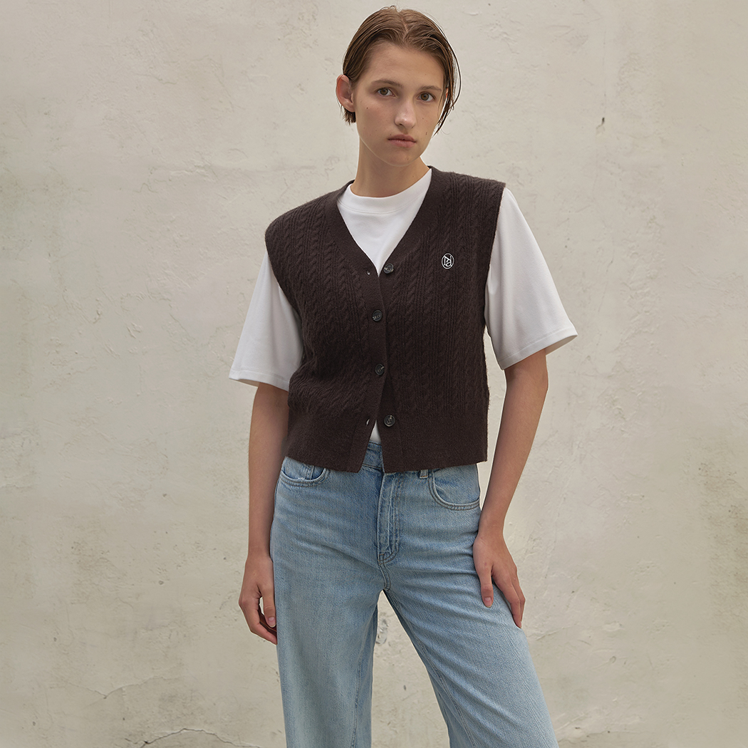 (VT-0250)Jane Cable V-Neck Knit Vest