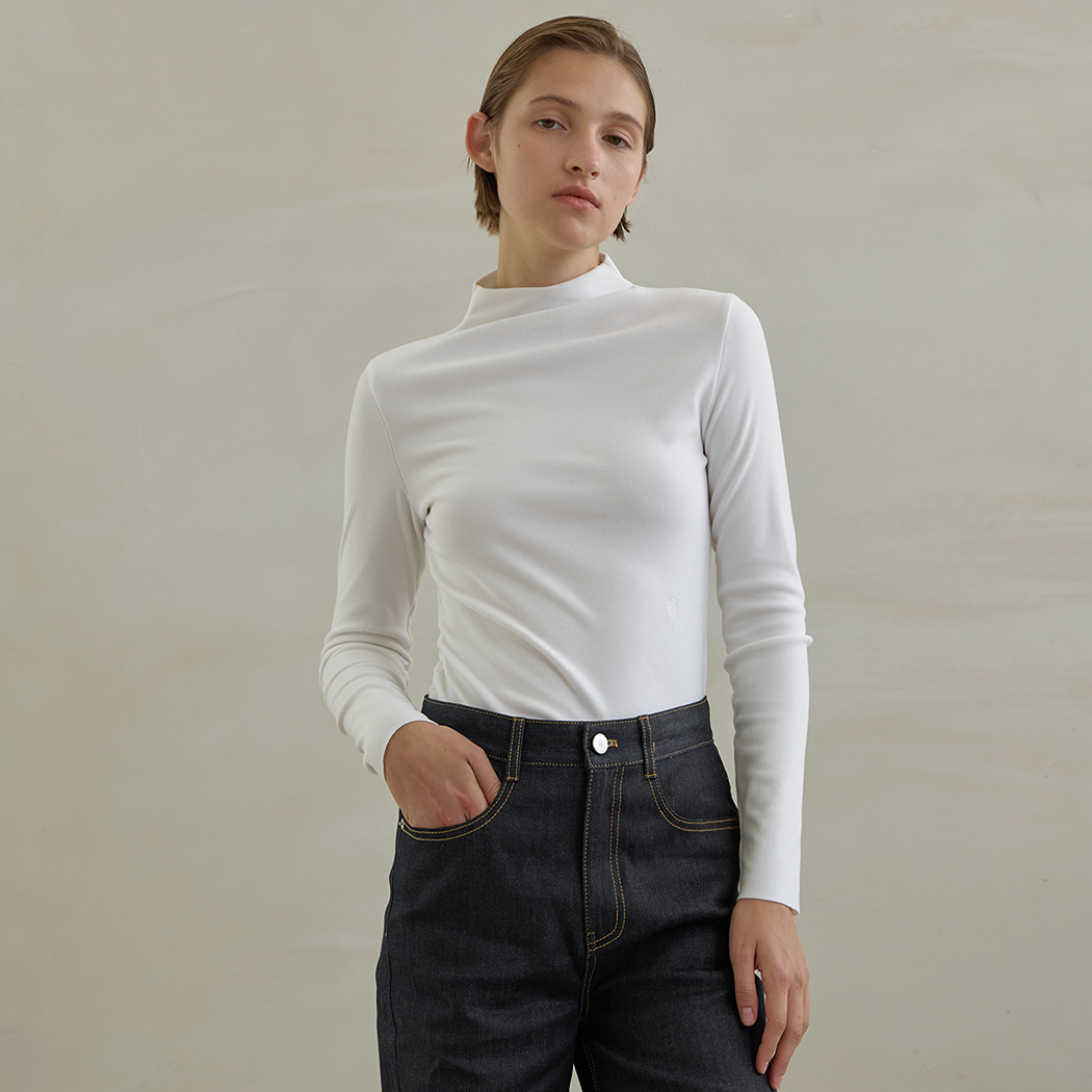 (ZT-6713)SIGNATURE WARM HALF NECK TEE