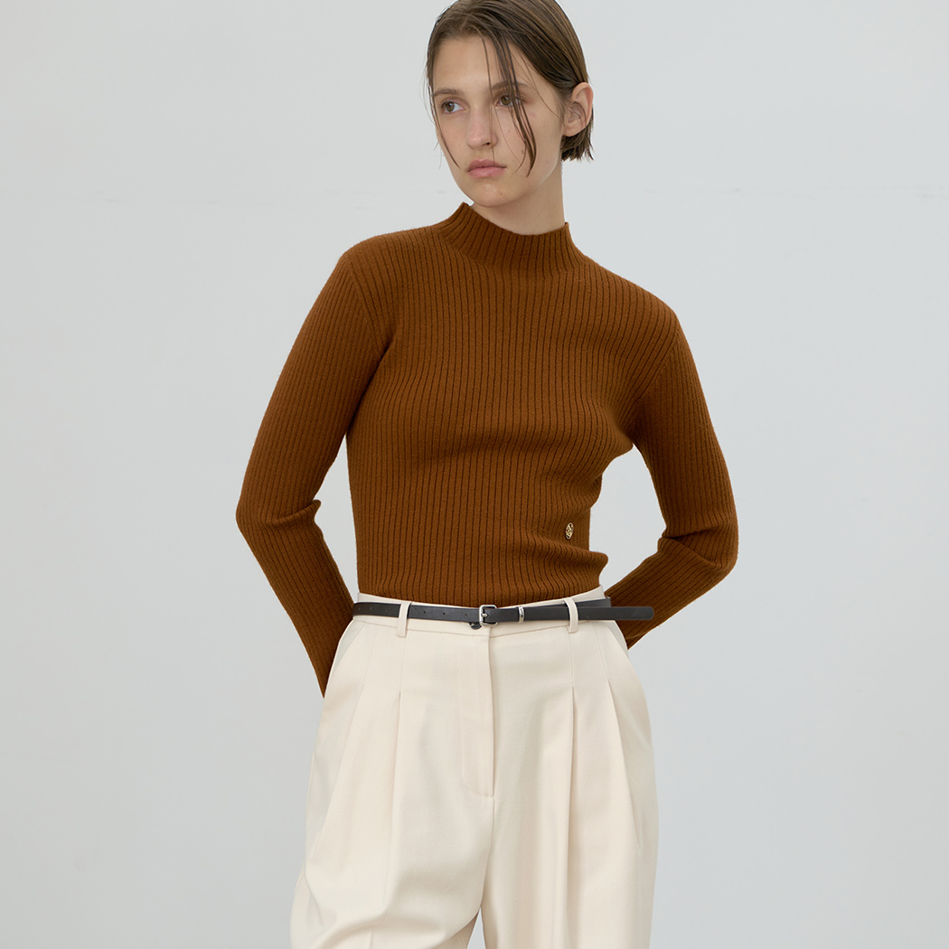 (T-6725) Soft Slim Fit Goalie Half Neck Knit
