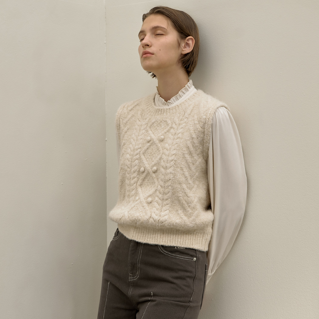 (VT-0252) Wool Hairy Fisherman Knit Vest