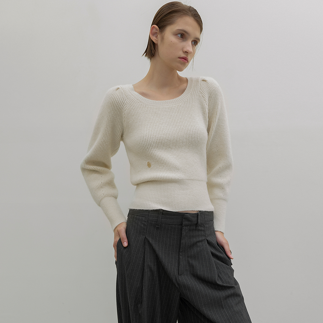 (T-6756) Wool Volume Square Neck Knit