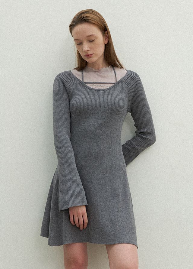 (JP-561)GLOSSY HIGH NECK JUMPER Korea