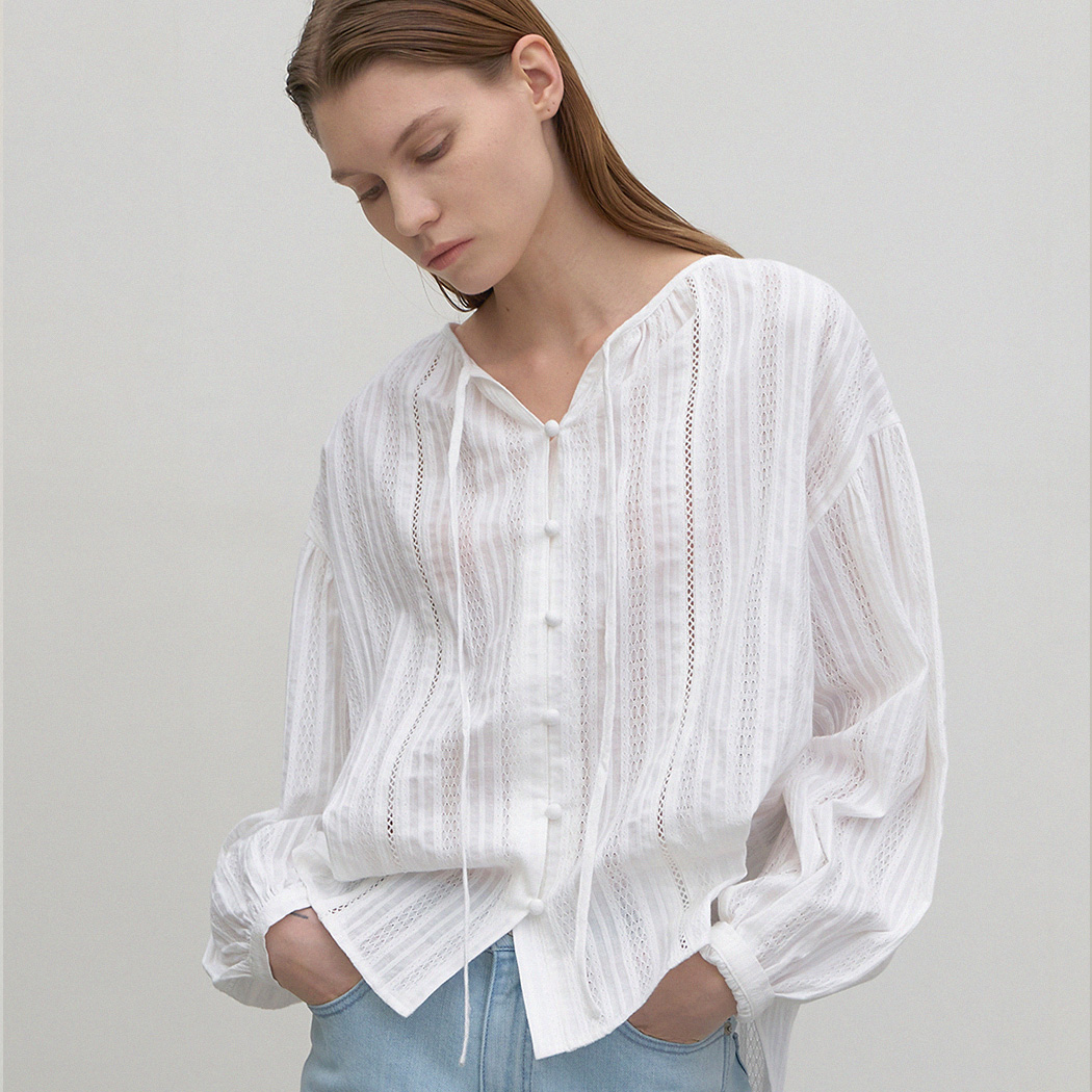 (BL-4197)GOJET PEASANT VOLUME BLOUSE