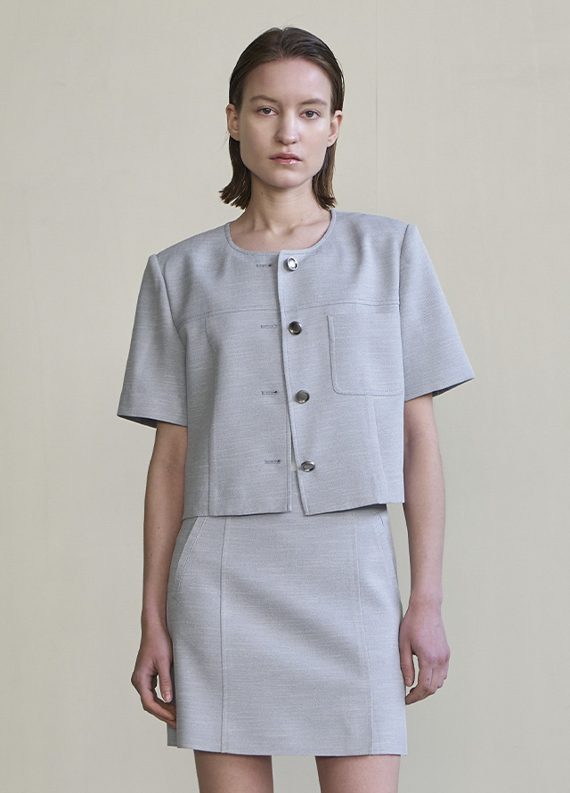 (T-6825)ESSENTIAL MARVELL SLIM SLEEVELESS TEE Korea